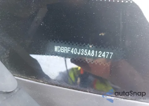 2005 Mercedes-Benz C 230 Kompressor Sport z USA, uszkodzony, nr VIN WDBRF40J35A812477